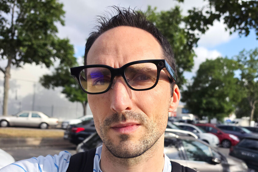 Gafas Rokid: navegación GPS revolucionaria en pantalla verde retro